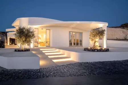 Santo Pure Oia Suites & Villas
