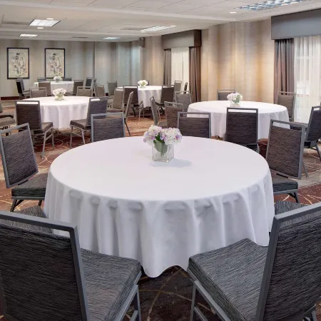 Homewood Suites by Hilton Minneapolis - Mall of America