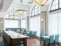 Hampton Inn & Suites Atlanta-Downtown Hotels near ذا تابرنكل