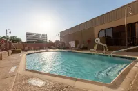DoubleTree by Hilton Hotel Dallas - Richardson - Pools