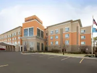 DoubleTree by Hilton Oklahoma City Airport Hotels near Athena Mall