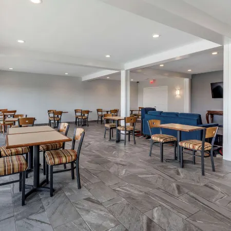 Comfort Inn & Suites Gatesville Near Fort Cavazos