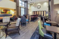 Hampton Inn & Suites West Morgantown University Towne Centre - breakfast
