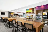Home2 Suites by Hilton Long Island Brookhaven - Frühstück