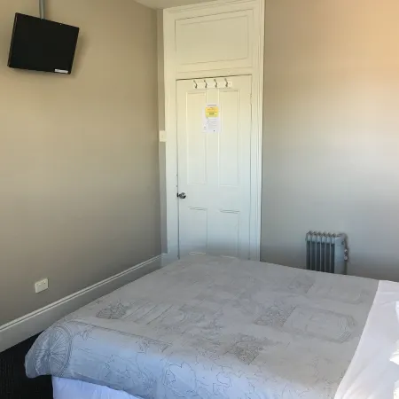 Sporties Hotel Отели рядом с достопримечательностью «Городские часы»