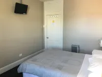 Sporties Hotel Hotel di East Launceston