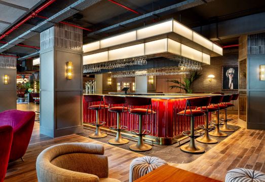 1. 호텔 파세오 델..