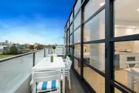 The Hamptons Apartments St Kilda