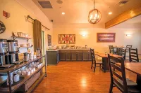 Pine Ridge Inn - Breakfast