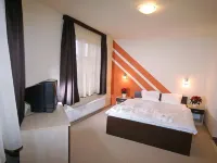 City Hotel Agoston Hotel di 