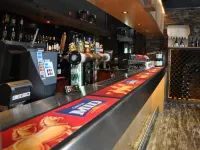 Brougham Arms Hotel - Quầy bar