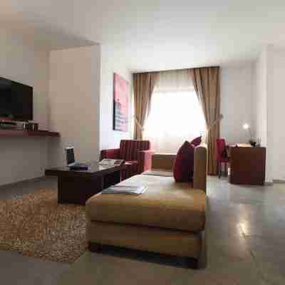 Monoberge Hotel Rooms