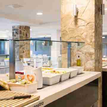 Hotel Mimosa Dining/Meeting Rooms