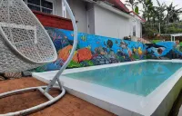 Costay Hobbit House Syariah Hotell i Sukatani