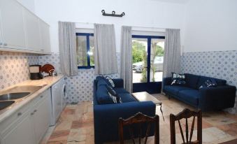 Farmhouse in Montemor o Novo with Swimming Pool