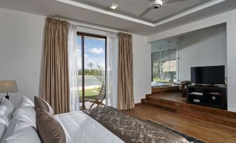 Amaranthe Bay Resort & Spa