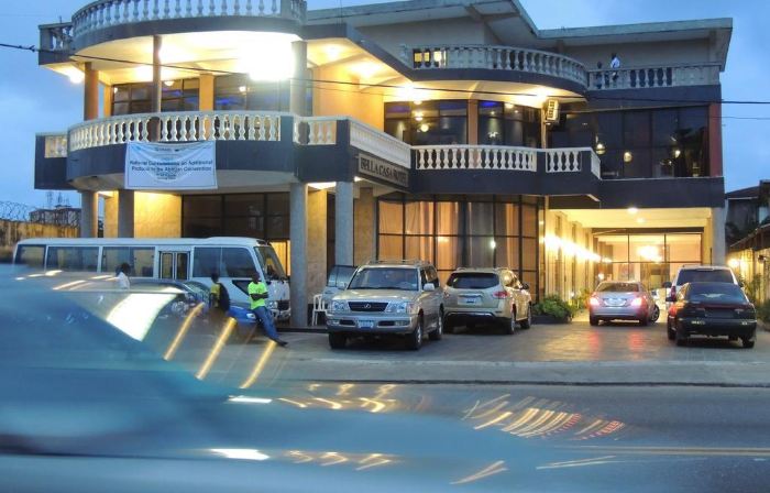 Bella Casa Hotel