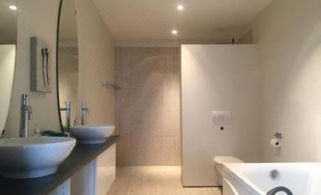 Blue View Bed and Breakfast - Housity