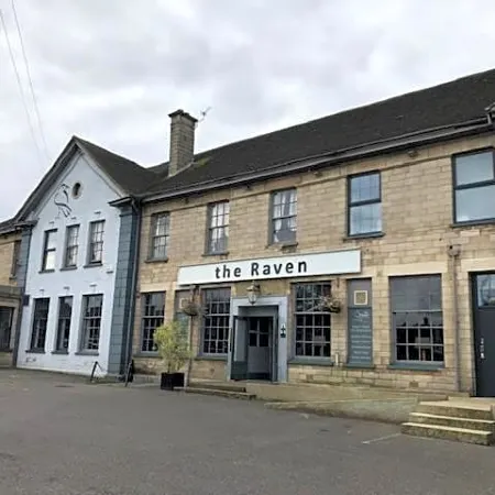The Raven Hotel