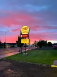 Oregon Trail Inn - 2-Star