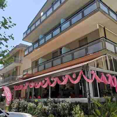 Hotel Brezza Hotel Exterior