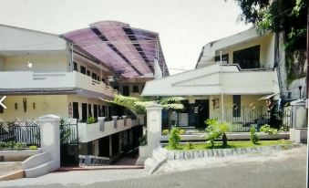 Adel Guest House