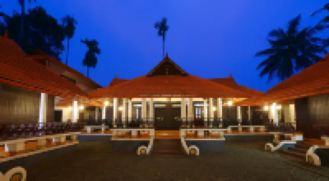 Palmy Lake Resort