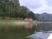 Hotel "NGEBEL INDAH"