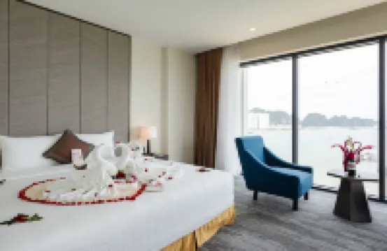 Muong Thanh Grand Bai Chay Hotel