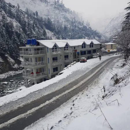 Cedar Vista Hotel