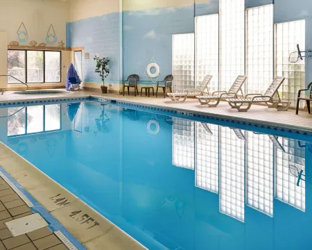 Comfort Suites Southpark Отели в г. Еттрик