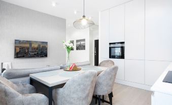 Apartment Szamocka Warsaw by Renters