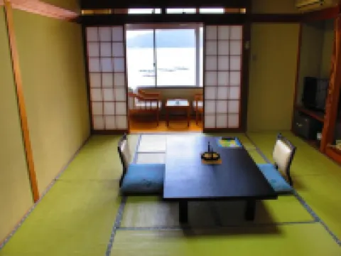 Nakamuraya
