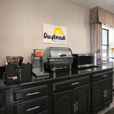 Days Inn by Wyndham Grants