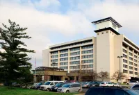Embassy Suites by Hilton Columbus Hotels near Fear Columbus Haunted House