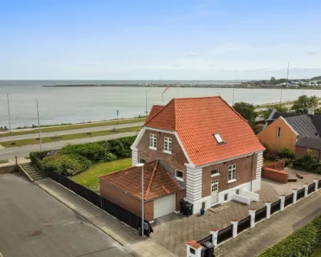 "Kosara" - 50m from the Sea Hotels in Frederikshavn