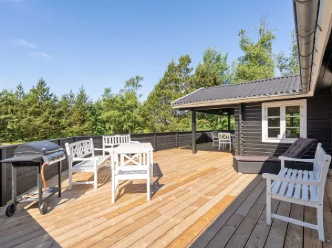 "Dorthea" - 200m from the Sea