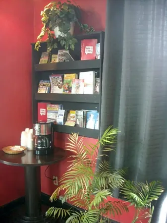 Grand Motel Saint-Hubert Отели рядом с достопримечательностью «Pi-o Centre d'Amusement»