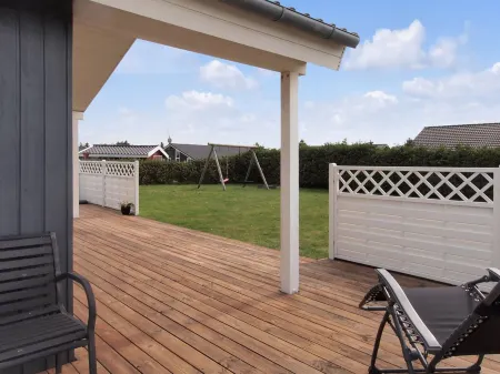 "Picabo" - 750m to the Fjord Отели в г. Тарм