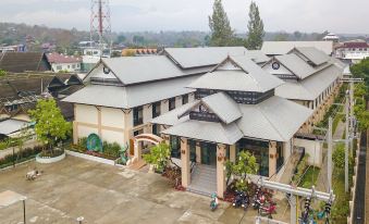 Peacock de Pai Hotel