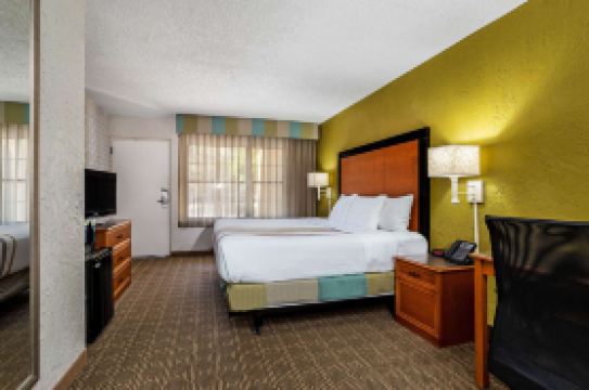 La Quinta Inn Tampa Airport Stadium Westshore