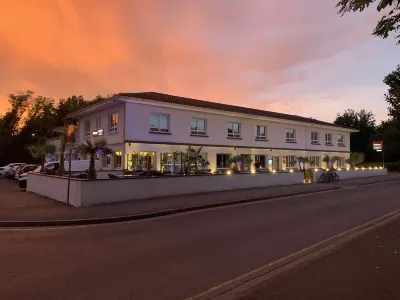 The Originals Boutique, Hotel Lakeside Các khách sạn ở Biscarrosse