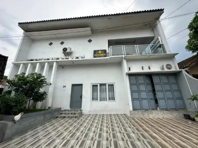 Kahyangan Exclusive House Syariah Hotel di Penambongan