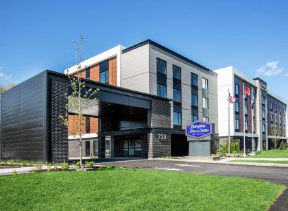 Hampton Inn & Suites by Hilton Quebec City Beauport