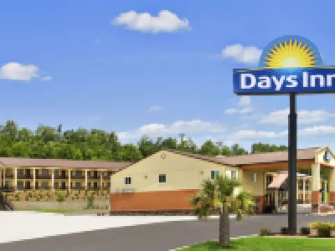 Days Inn by Wyndham Fultondale Hotels in Fultondale
