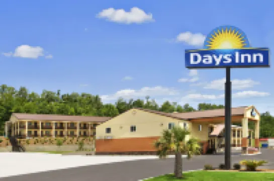 Days Inn by Wyndham Fultondale Hotels in Fultondale