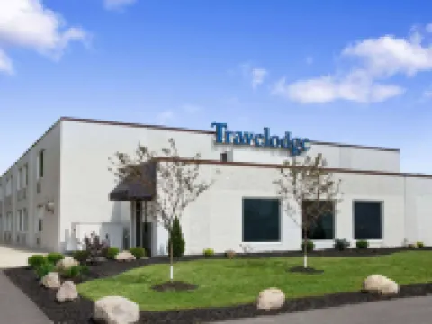 Travelodge by Wyndham Hubbard OH Hotels in Trumbull County
