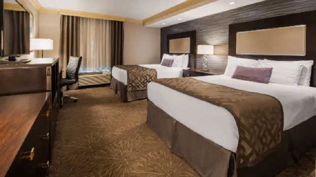 Best Western Plus the Arden Park Hotel