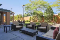 Courtyard Flint Grand Blanc Hotels in Flint