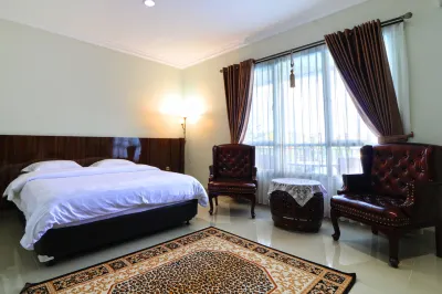 Aries Biru Hotel and Villa Hotels near Curug Panjang